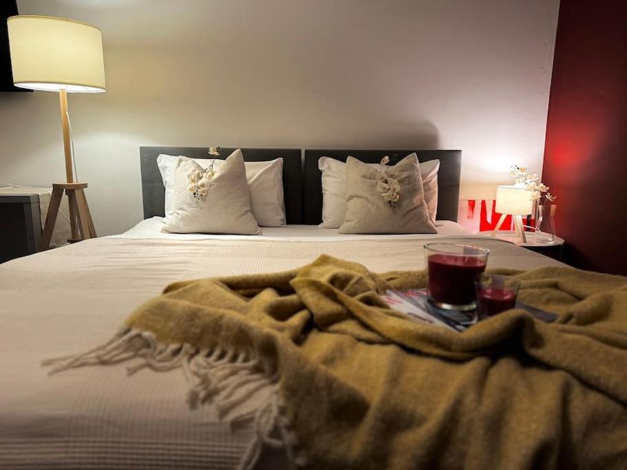 Cherry - Prague Apartment Экстерьер фото
